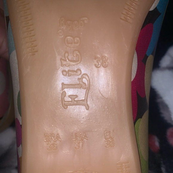 Coby Shoes - Picture 9 of 9